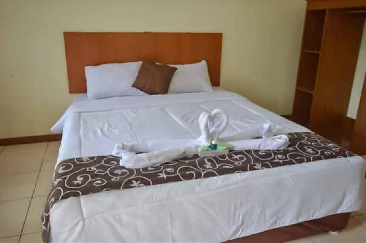 Hotel Puspa Sari Redpartner เชียแตร์ ภายนอก รูปภาพ