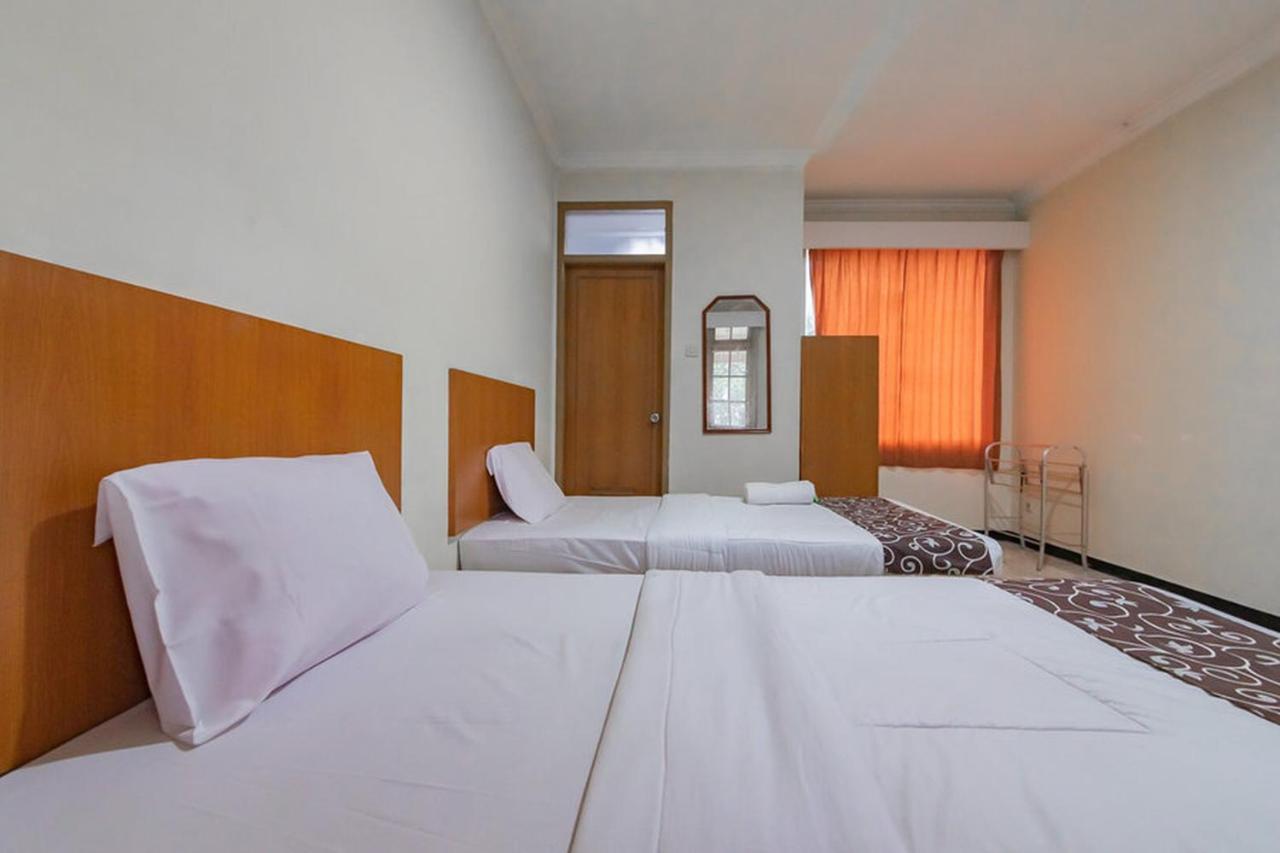 Hotel Puspa Sari Redpartner เชียแตร์ ภายนอก รูปภาพ