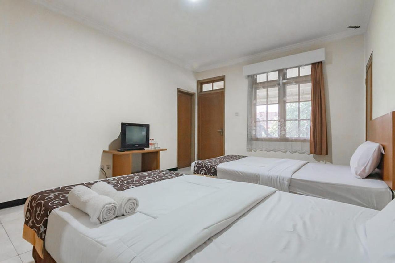Hotel Puspa Sari Redpartner เชียแตร์ ภายนอก รูปภาพ