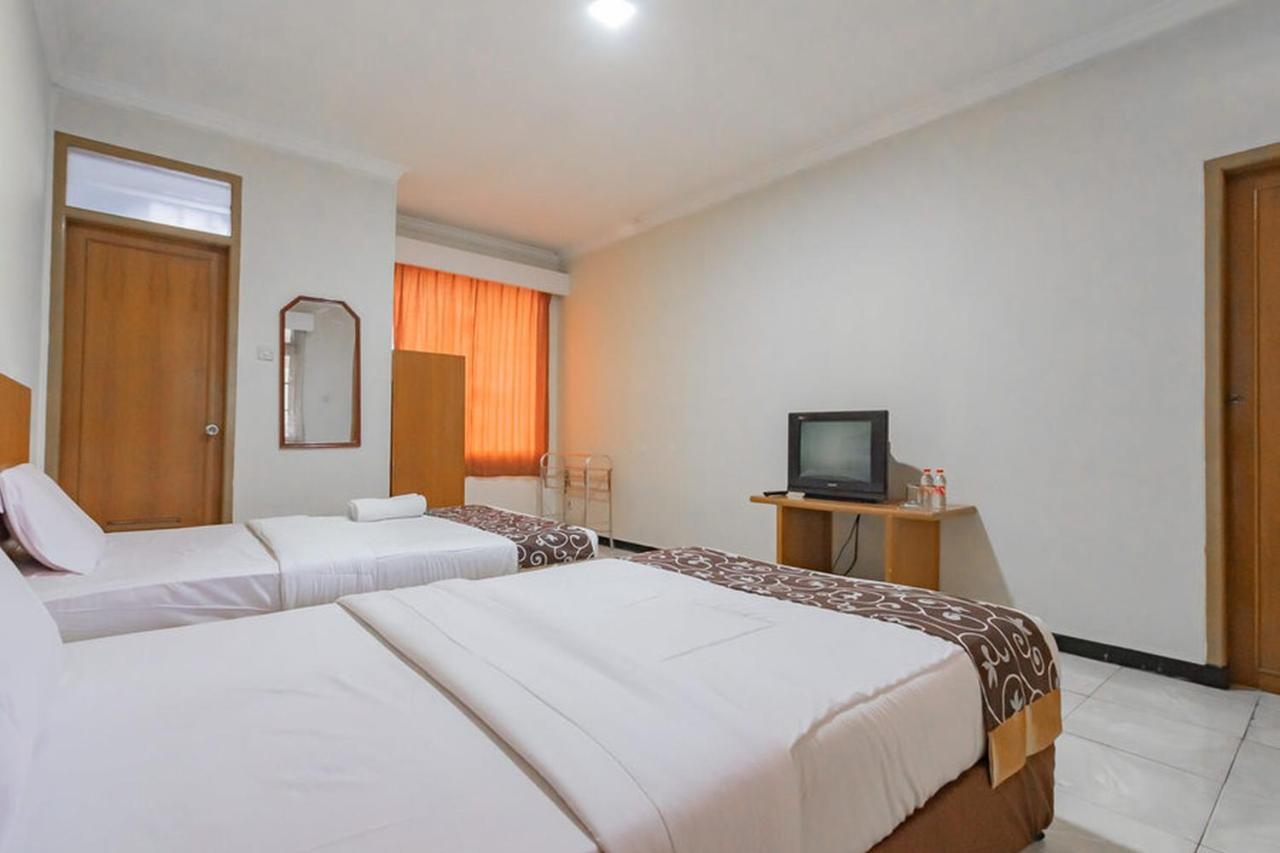 Hotel Puspa Sari Redpartner เชียแตร์ ภายนอก รูปภาพ