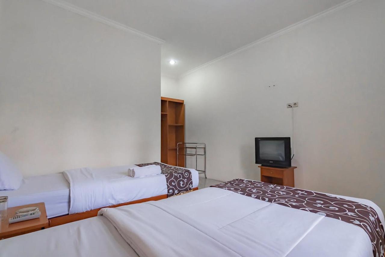 Hotel Puspa Sari Redpartner เชียแตร์ ภายนอก รูปภาพ