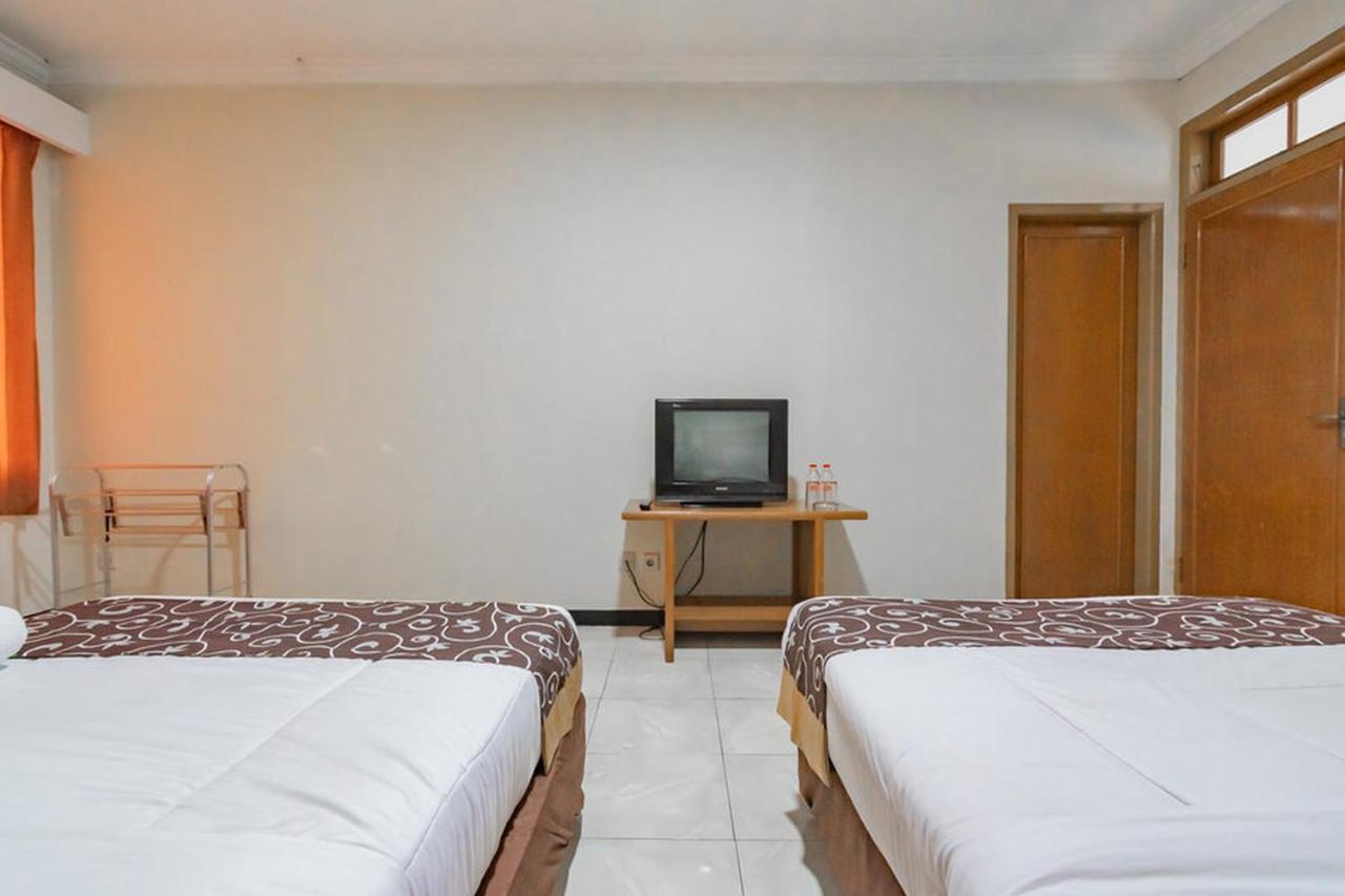 Hotel Puspa Sari Redpartner เชียแตร์ ภายนอก รูปภาพ
