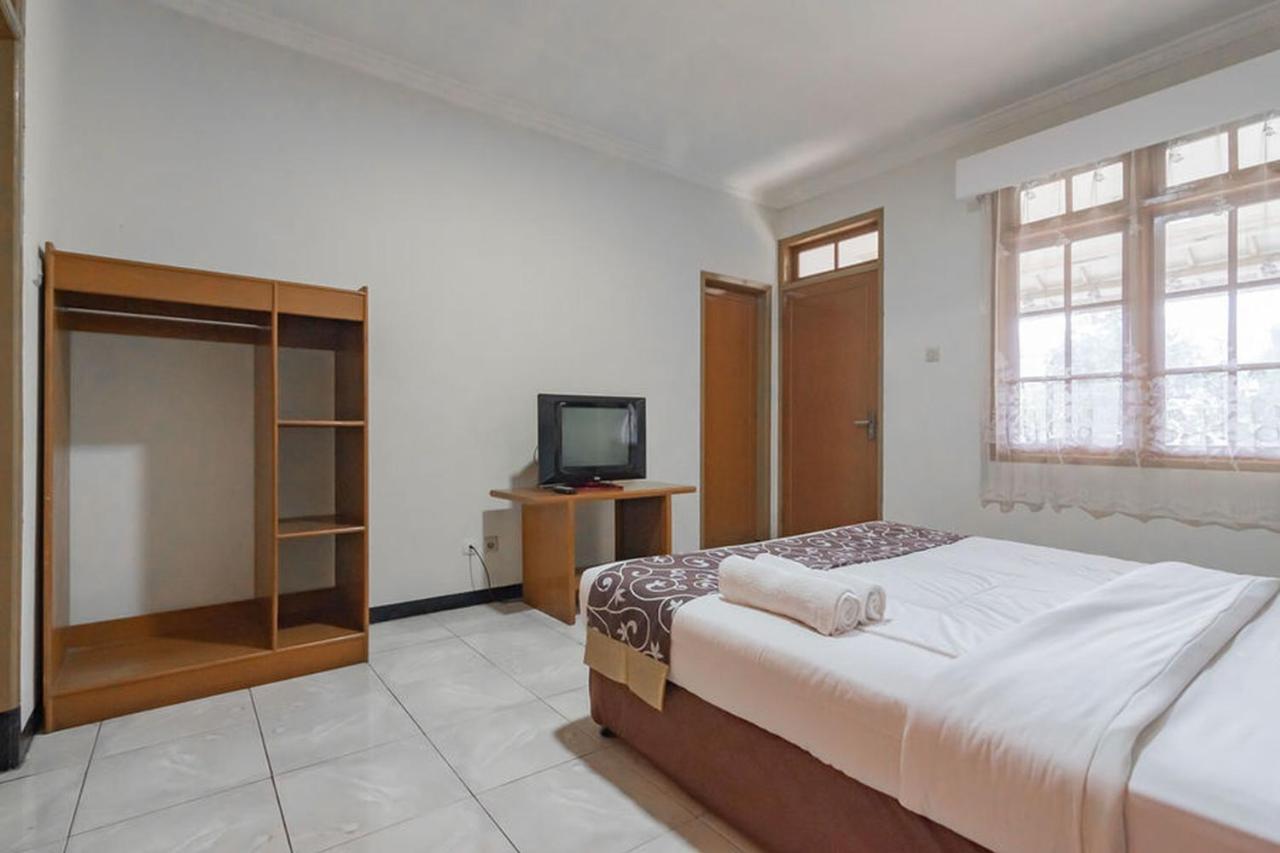 Hotel Puspa Sari Redpartner เชียแตร์ ภายนอก รูปภาพ
