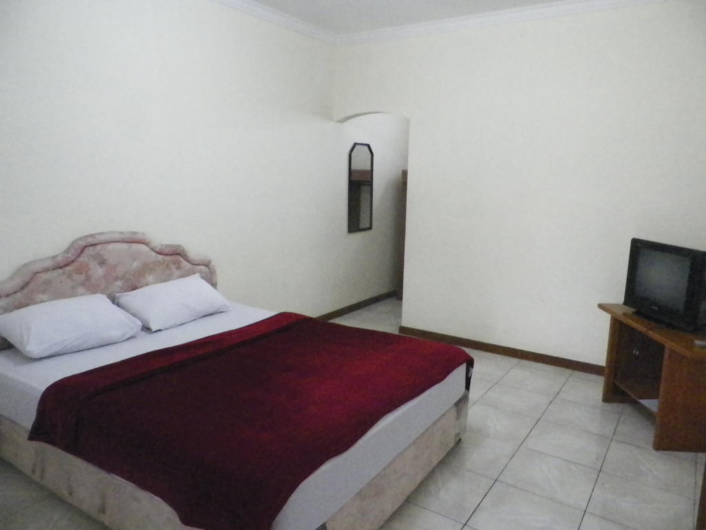 Hotel Puspa Sari Redpartner เชียแตร์ ห้อง รูปภาพ